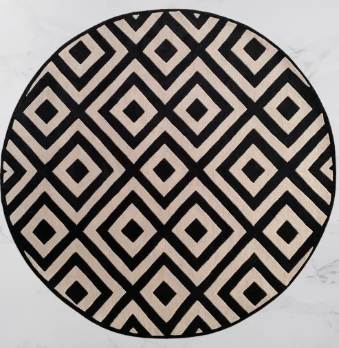 MINIMALIST RUG