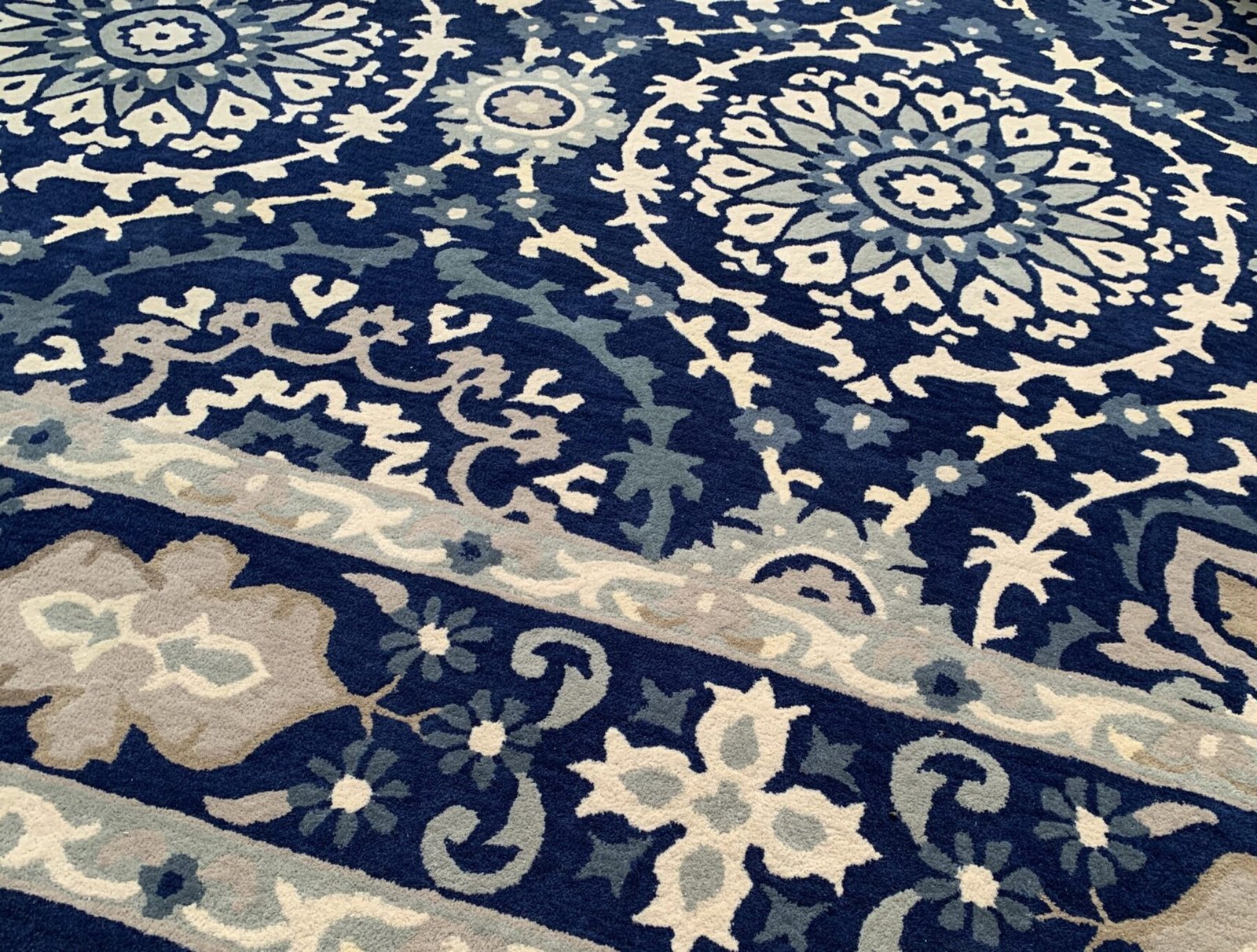 LEGACY RUG - Image 4